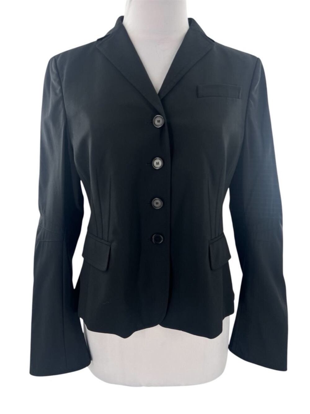 Akris Punto wool classic 3 button shoe blazer black sz 8
